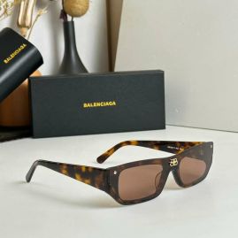 Picture of Balenciga Sunglasses _SKUfw54026915fw